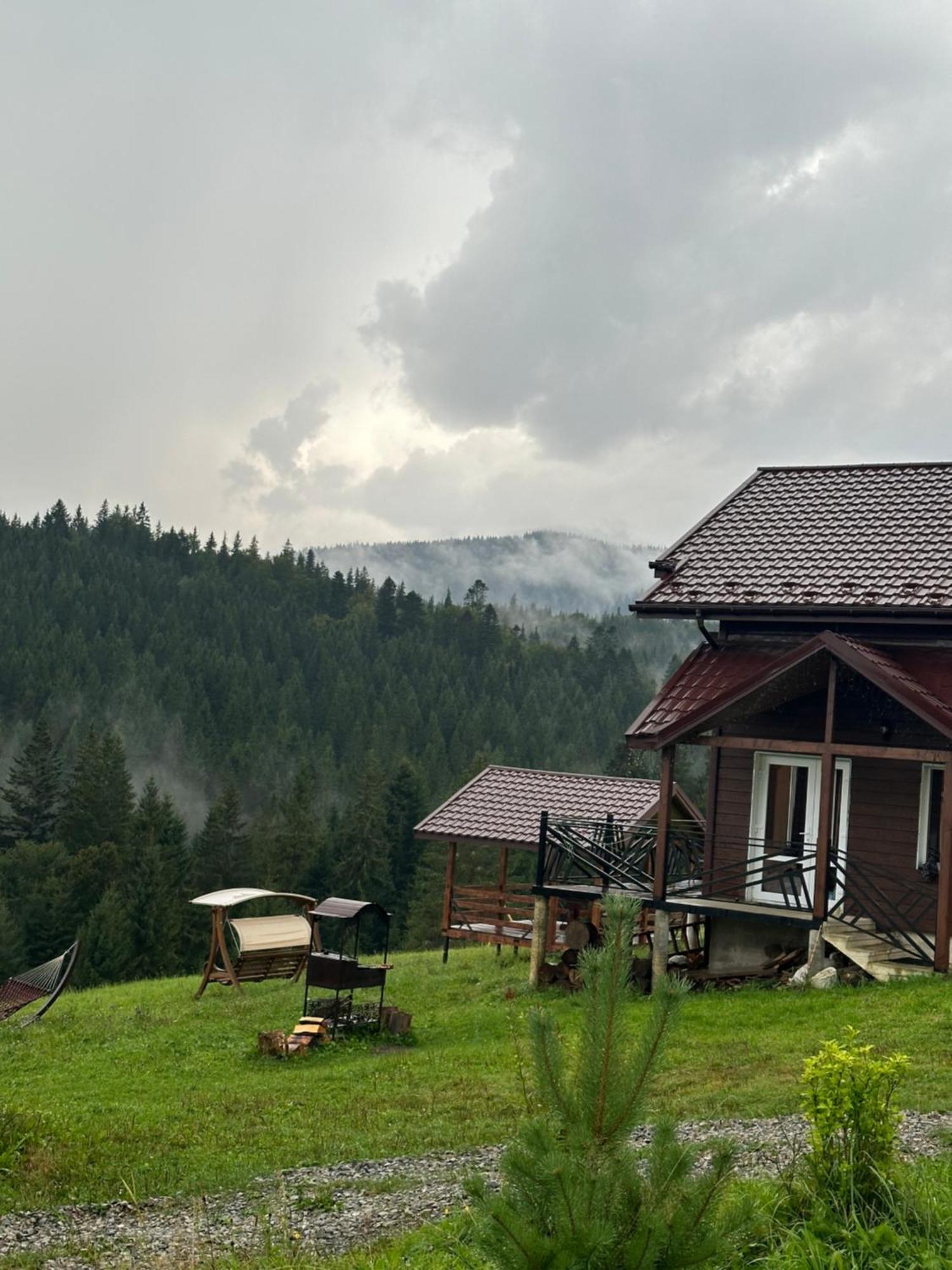 Мелодія Гір Вид На Гори Vorohta Exterior foto